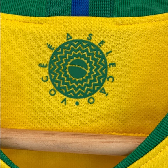 NEW Nike Brazil National Team Soccer Jersey - Picture 4 of 9